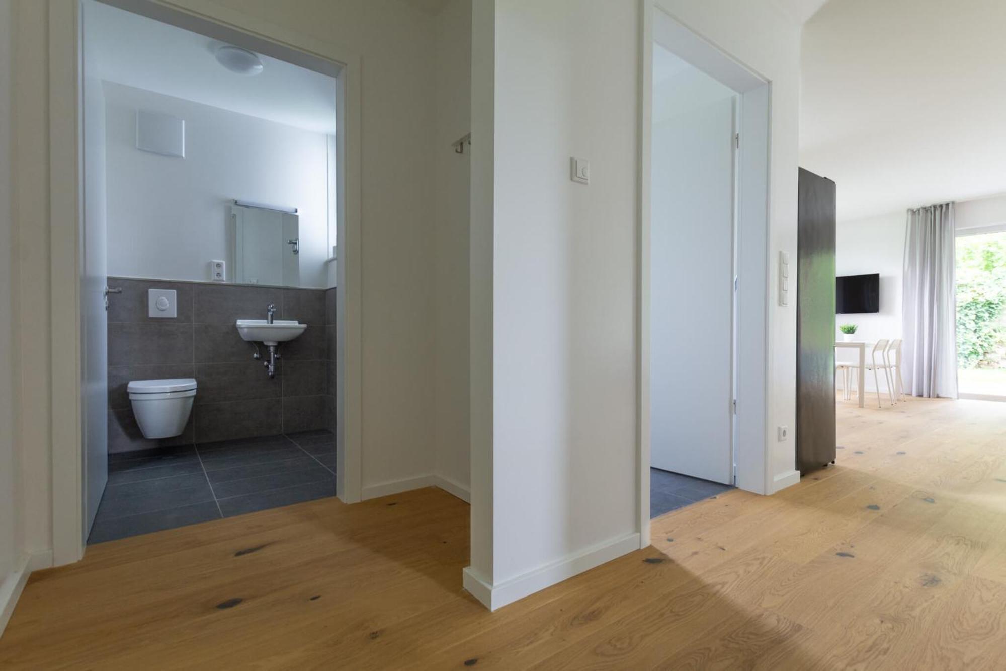 T&K Apartments - Bergisch Gladbach - 7 Comfortable Apartments - 20 Min To Fair Messe Cologne Buitenkant foto
