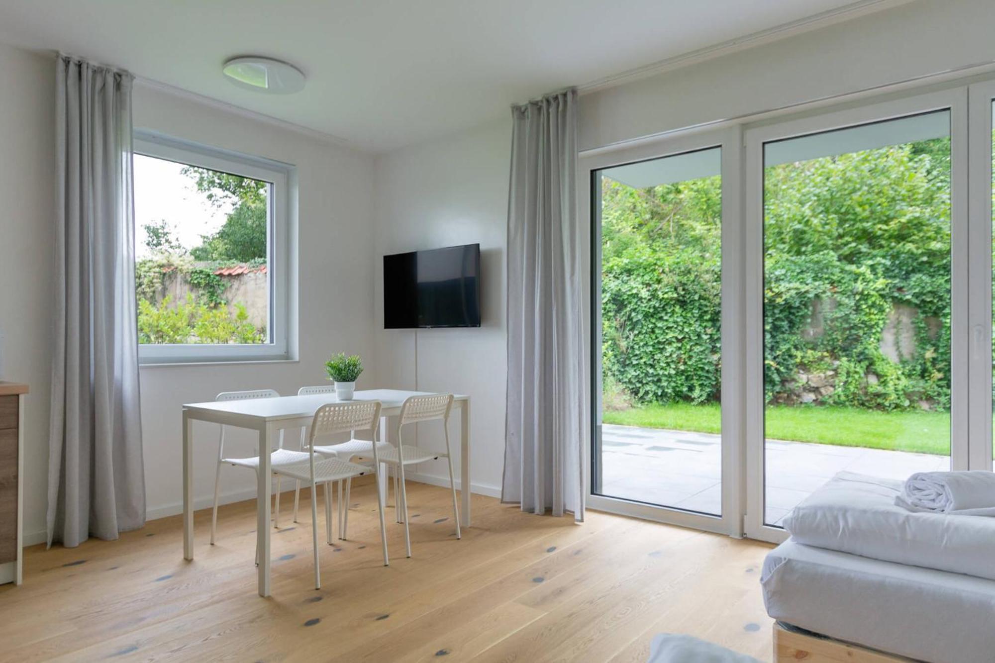 T&K Apartments - Bergisch Gladbach - 7 Comfortable Apartments - 20 Min To Fair Messe Cologne Buitenkant foto